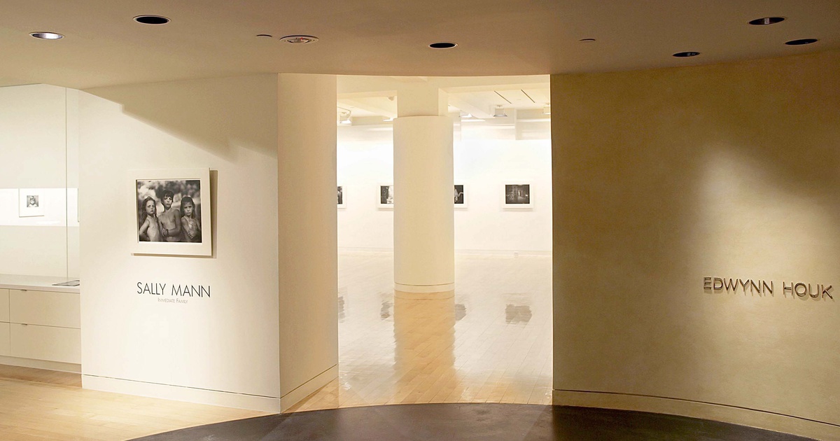 Edwynn Houk Gallery